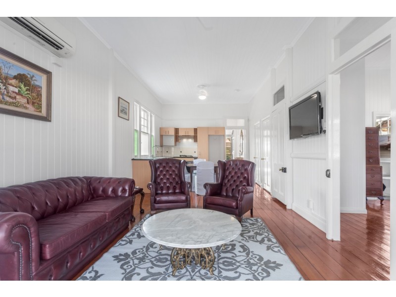 51 Grange Road, Grange QLD 4051