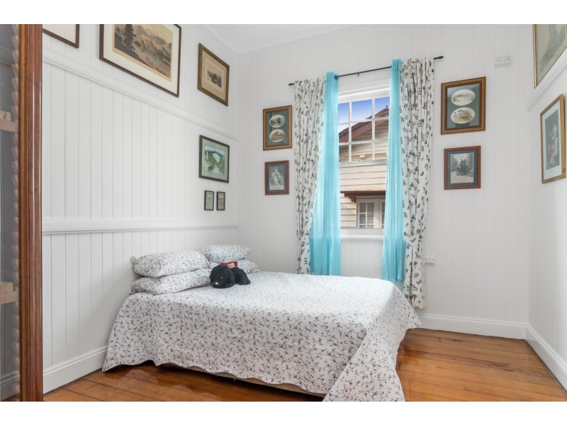 51 Grange Road, Grange QLD 4051