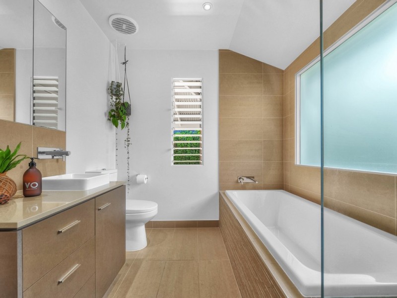 67 Collins Street, Nundah QLD 4012