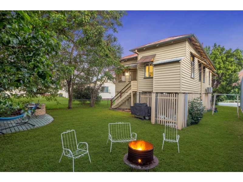 12 Park Terrace, Kedron QLD 4031