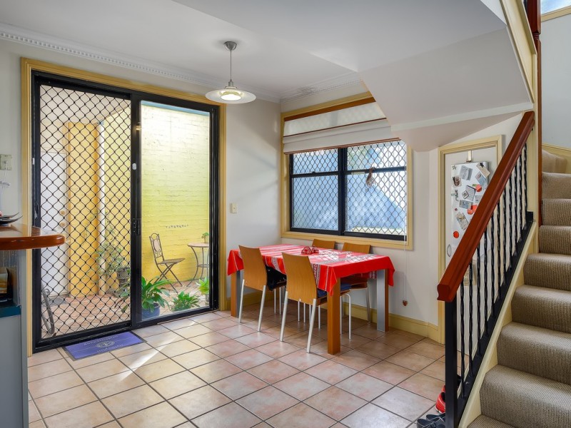 2/21 Hewitt Street, Wilston QLD 4051