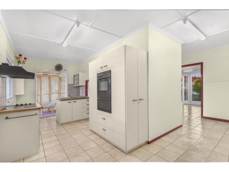 14 Tanimbla Street, Kedron QLD 4031