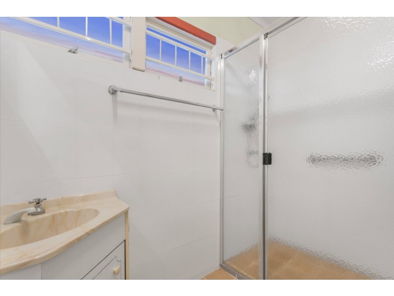 14 Tanimbla Street, Kedron QLD 4031