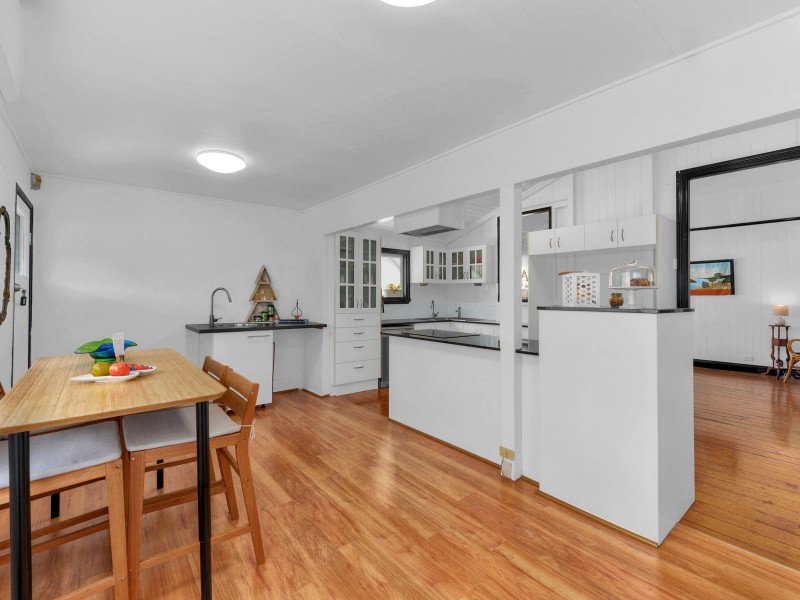 57 Eildon Rd, Windsor QLD 4030