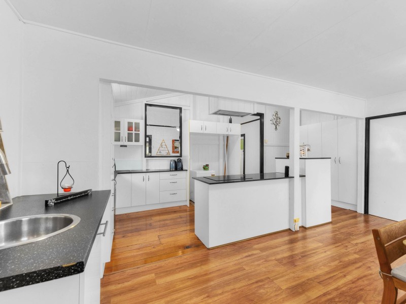 57 Eildon Rd, Windsor QLD 4030