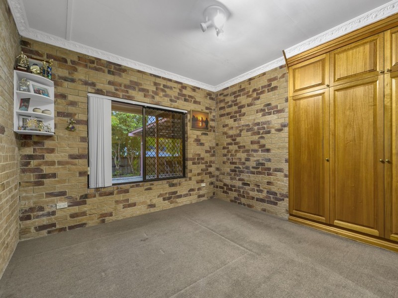 1 Bel Air Court, Ferny Hills QLD 4055