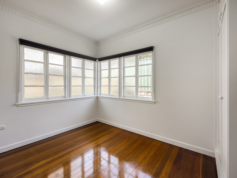 33 Wayland Street, Stafford QLD 4053