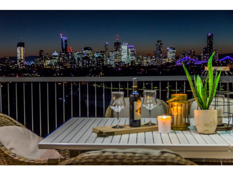 10 Hawthorne Road, Hawthorne QLD 4171