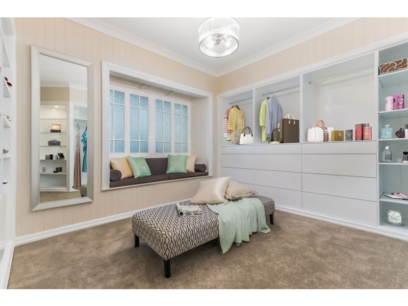 10 Hawthorne Road, Hawthorne QLD 4171