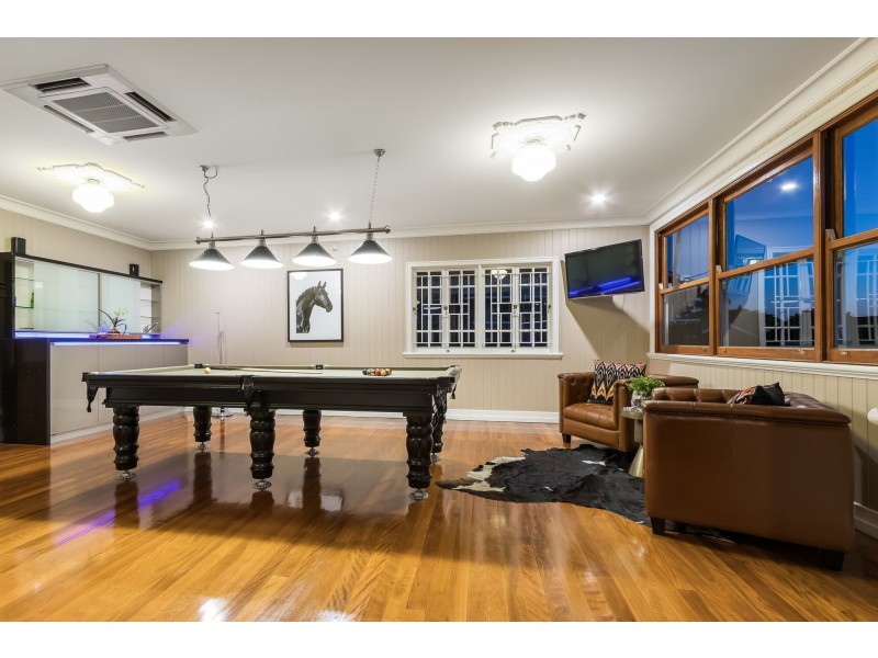 10 Hawthorne Road, Hawthorne QLD 4171