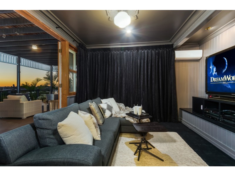 10 Hawthorne Road, Hawthorne QLD 4171