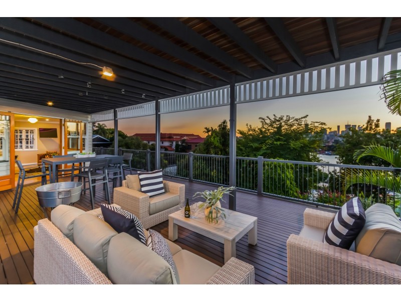 10 Hawthorne Road, Hawthorne QLD 4171