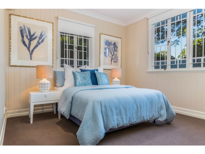 10 Hawthorne Road, Hawthorne QLD 4171