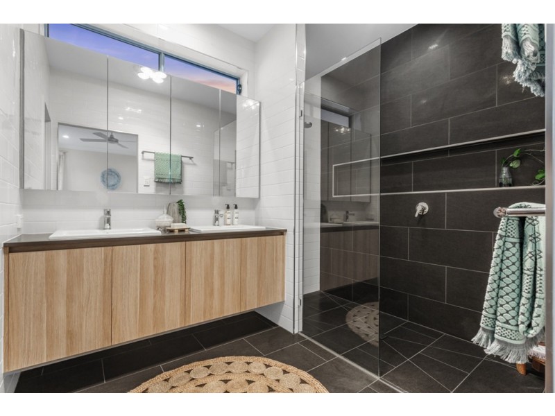 51 Frasers Road, Ashgrove QLD 4060