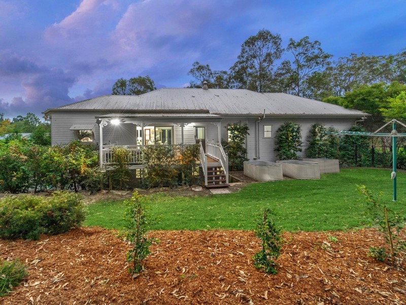 51 Blue Hills Drive, Bunya QLD 4055