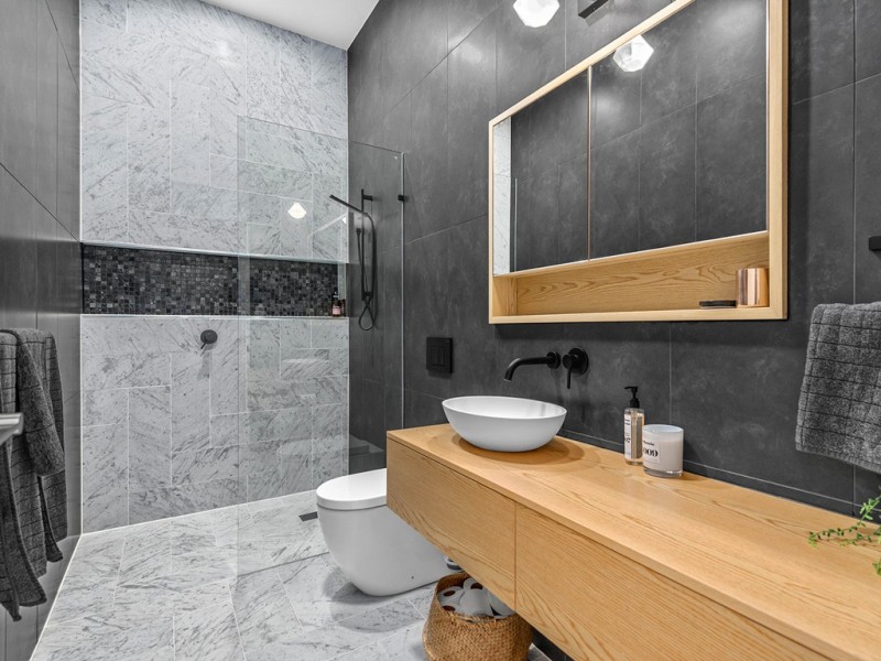 28 Newton Street, Grange QLD 4051