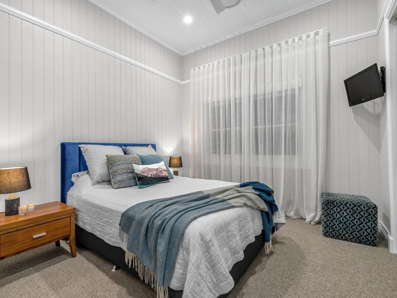 28 Newton Street, Grange QLD 4051