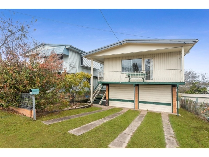 12 Hamilton Road, Wavell Heights QLD 4012