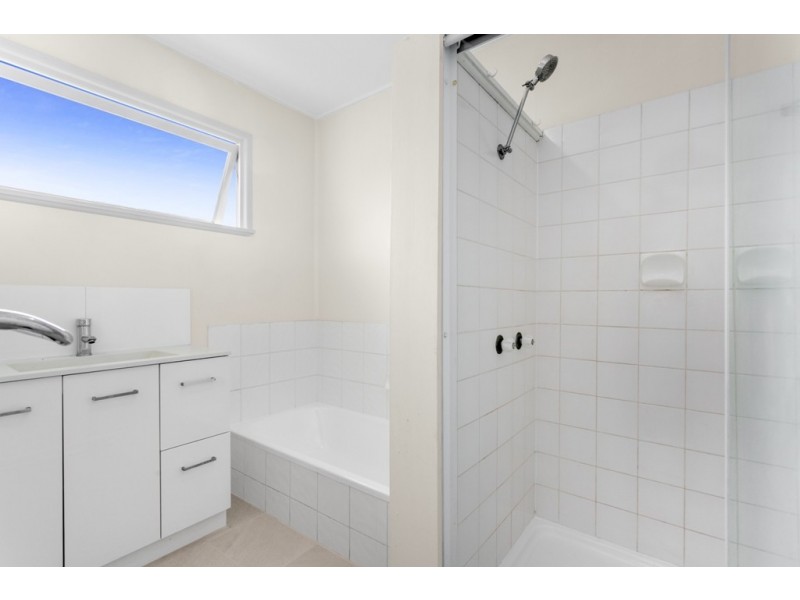 12 Hamilton Road, Wavell Heights QLD 4012