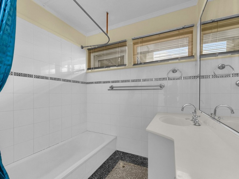 36 Allowrie Street, Stafford QLD 4053