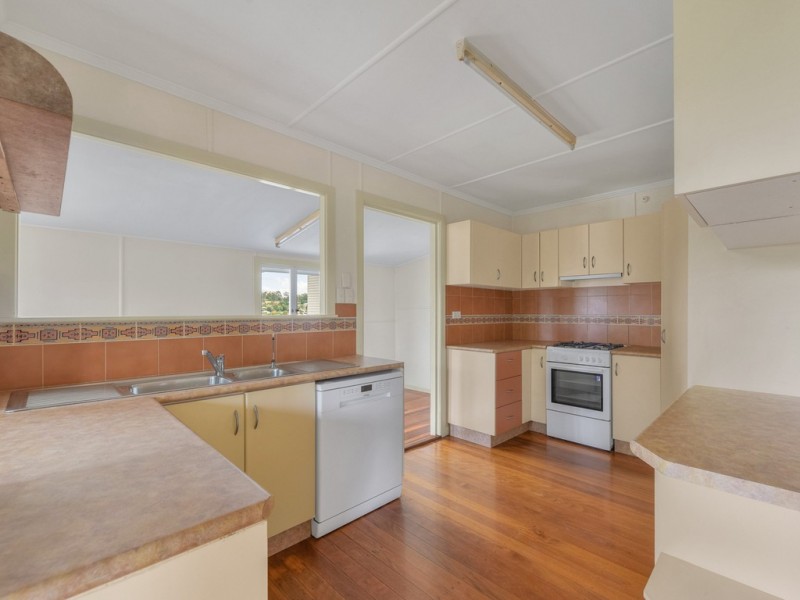 36 Allowrie Street, Stafford QLD 4053