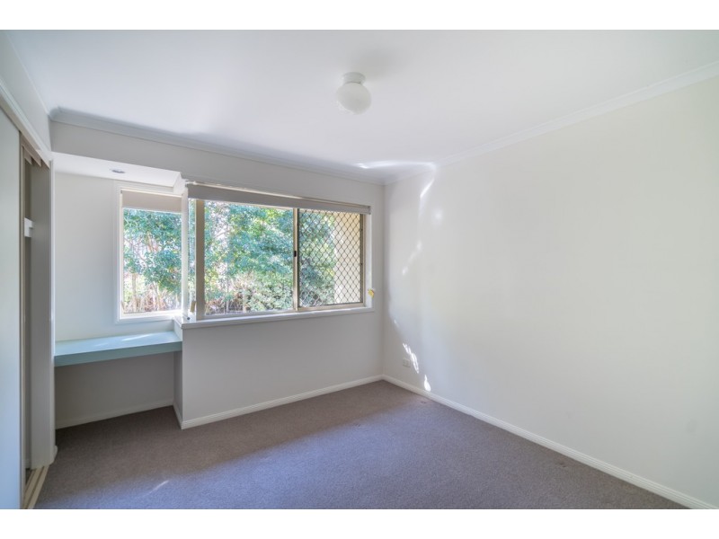 1 Redford Crescent, Mcdowall QLD 4053