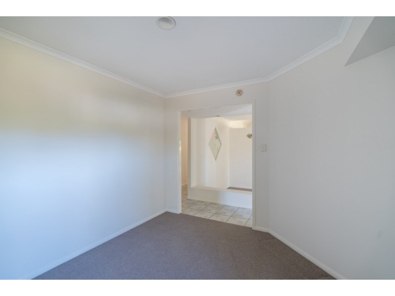 1 Redford Crescent, Mcdowall QLD 4053