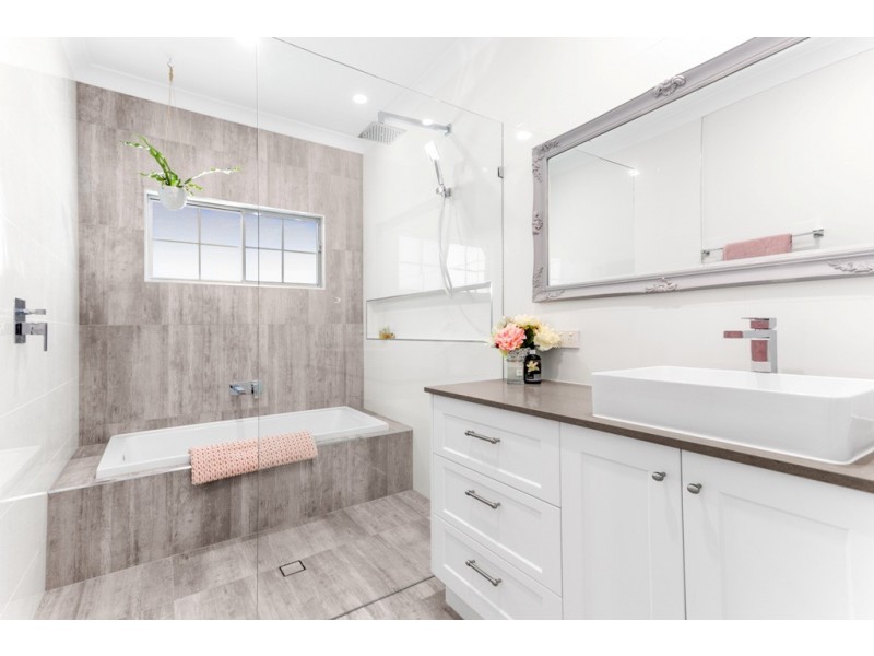 89 Pilba Street, Wavell Heights QLD 4012