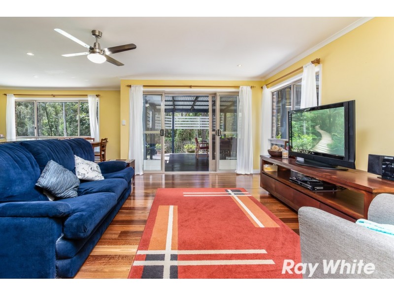 11 Phoebe Court, Bunya QLD 4055