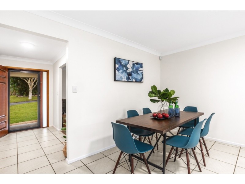 10 Nemira Street, Carseldine QLD 4034