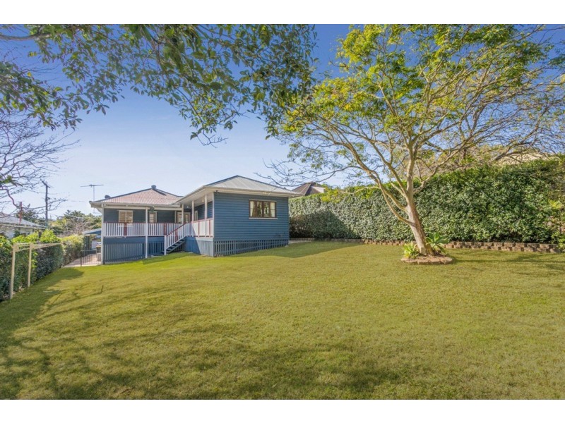177 Seville Road, Holland Park QLD 4121