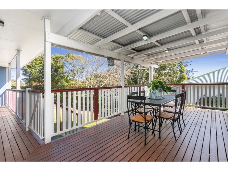177 Seville Road, Holland Park QLD 4121