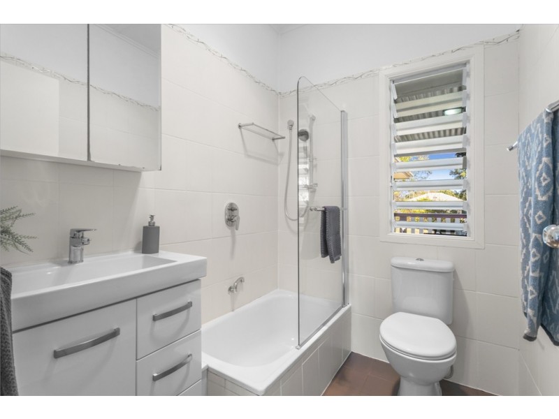 177 Seville Road, Holland Park QLD 4121