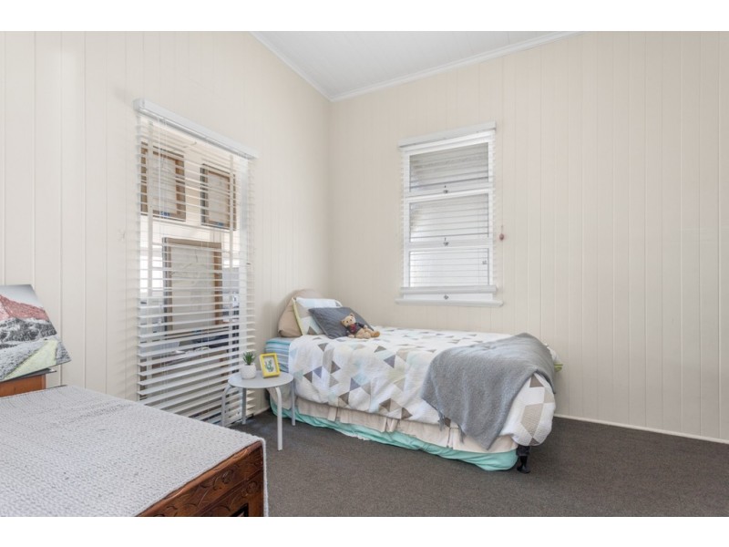 12 Hawdon Street, Wilston QLD 4051