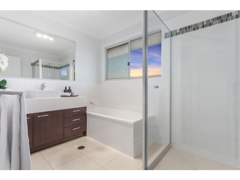 36 Taylor Street, Wavell Heights QLD 4012