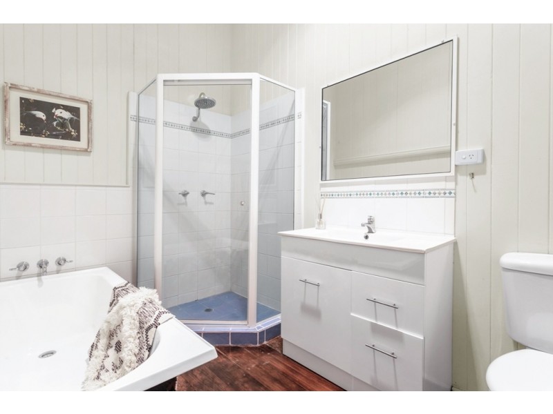 8 UPPER LANCASTER ROAD, Ascot QLD 4007