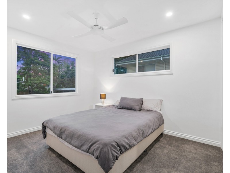 12 Detling Street, Stafford Heights QLD 4053