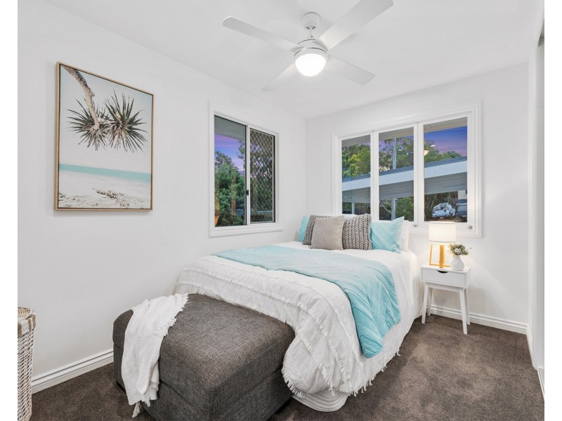 12 Detling Street, Stafford Heights QLD 4053