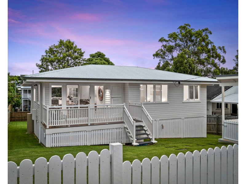 12 Detling Street, Stafford Heights QLD 4053