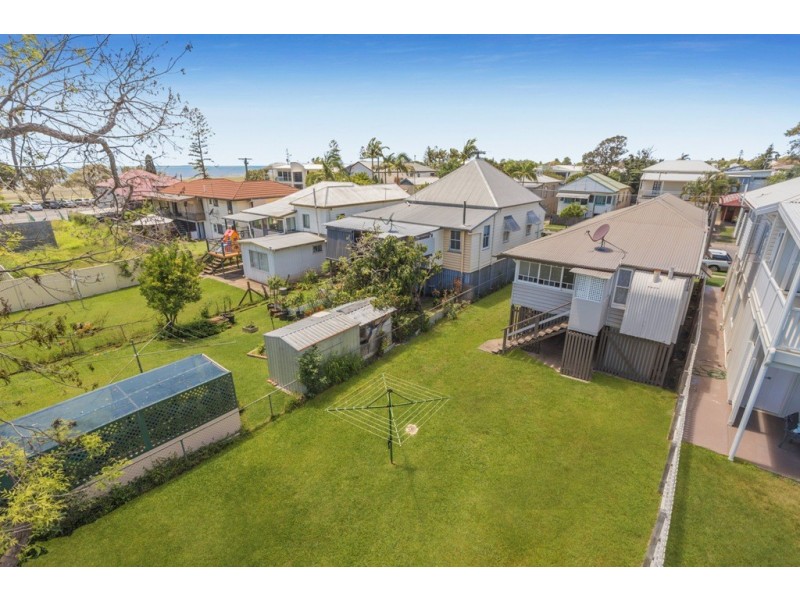15 Chestnut Street, Wynnum QLD 4178