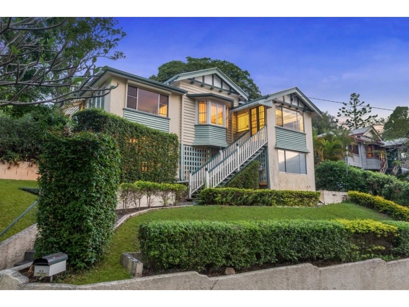 45 Lansdowne Street, Newmarket QLD 4051