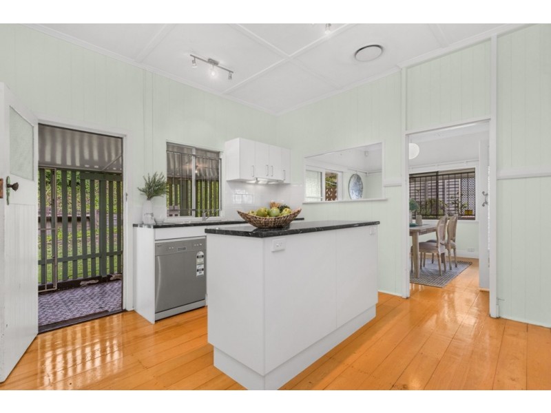 45 Lansdowne Street, Newmarket QLD 4051