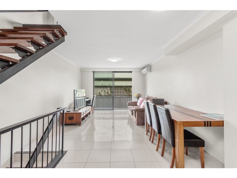 2/32 Garrick Terrace, Herston QLD 4006