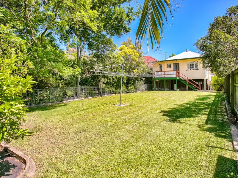 10 Chorlton Street, East Brisbane QLD 4169