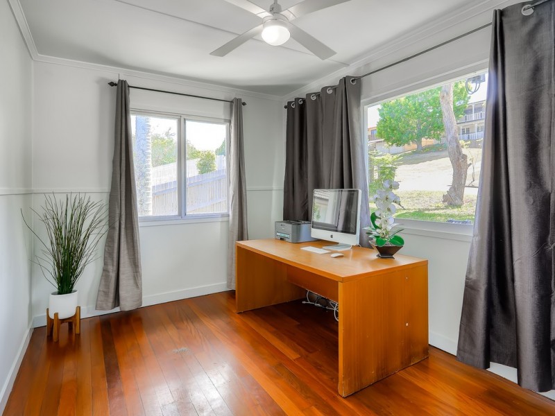 20 Normanton Street, Stafford Heights QLD 4053