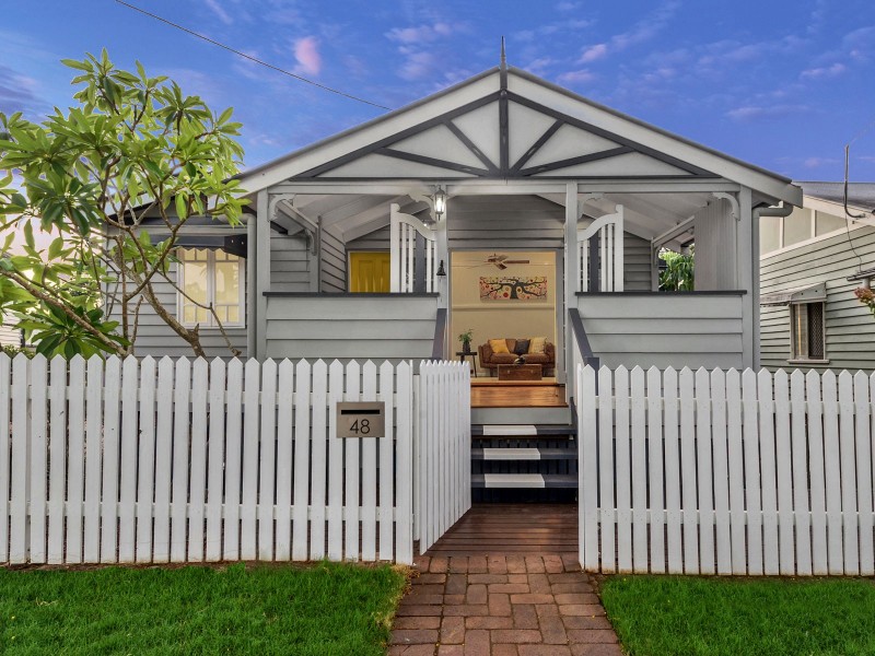 48 Ashgrove Crescent, Ashgrove QLD 4060