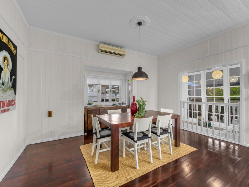 48 Ashgrove Crescent, Ashgrove QLD 4060