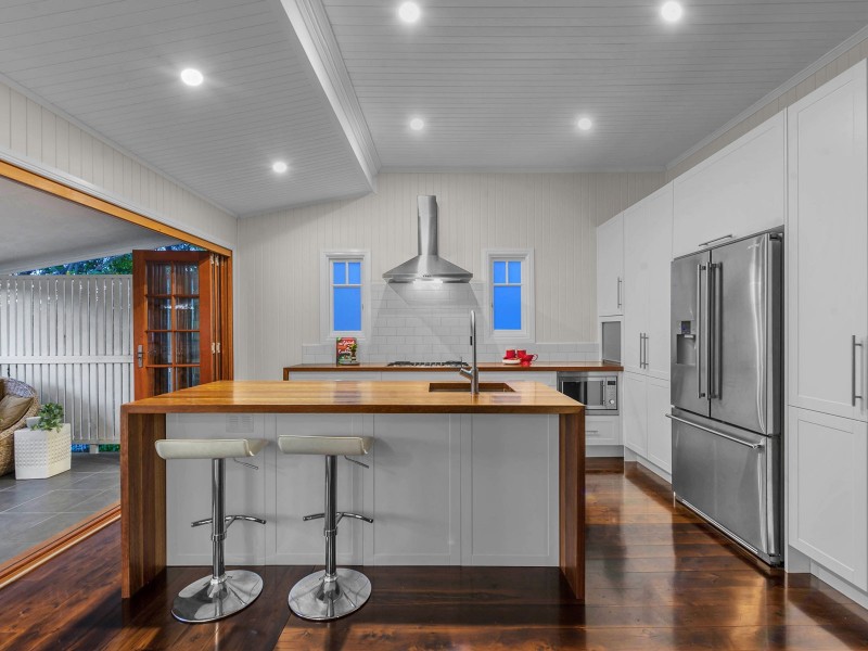 48 Ashgrove Crescent, Ashgrove QLD 4060