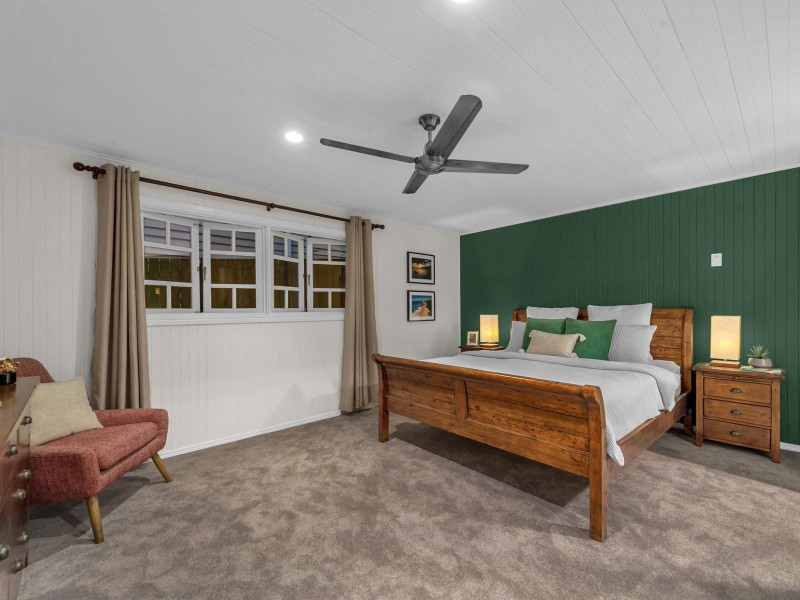 48 Ashgrove Crescent, Ashgrove QLD 4060