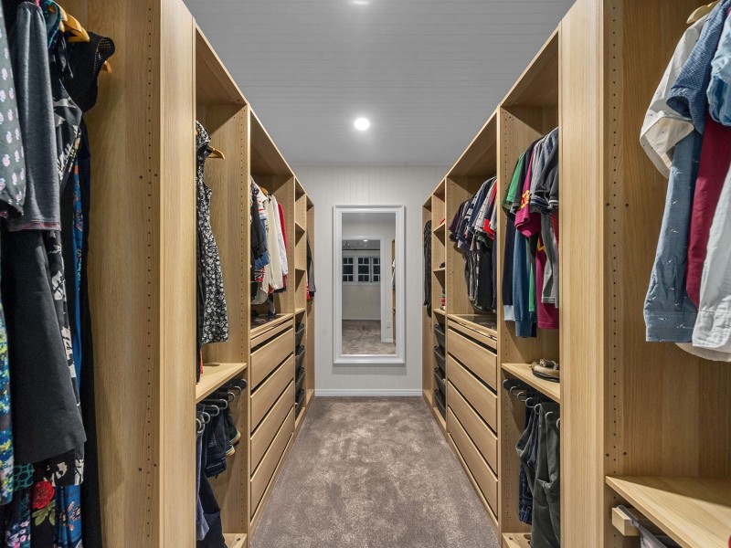 48 Ashgrove Crescent, Ashgrove QLD 4060